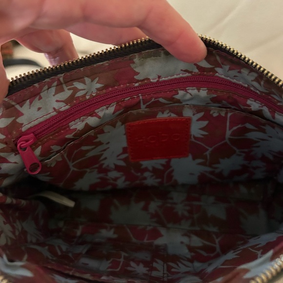 HOBO cross body bag - Picture 3 of 4